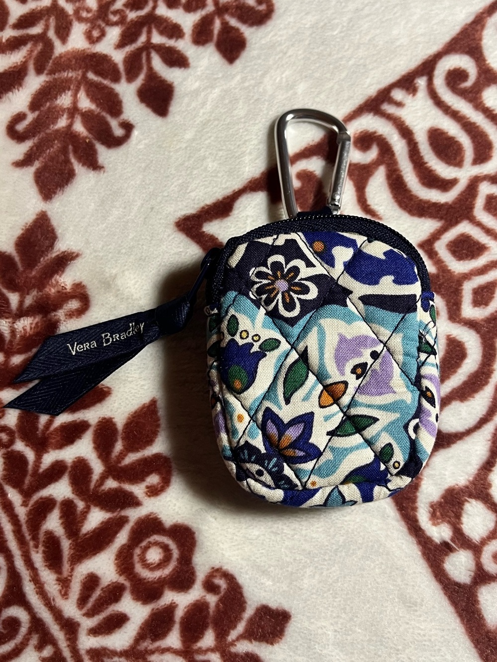 Vera Bradley Bag Charm AirPods Holder Blue Floral Cotton Quilted - Picture 2 of 5